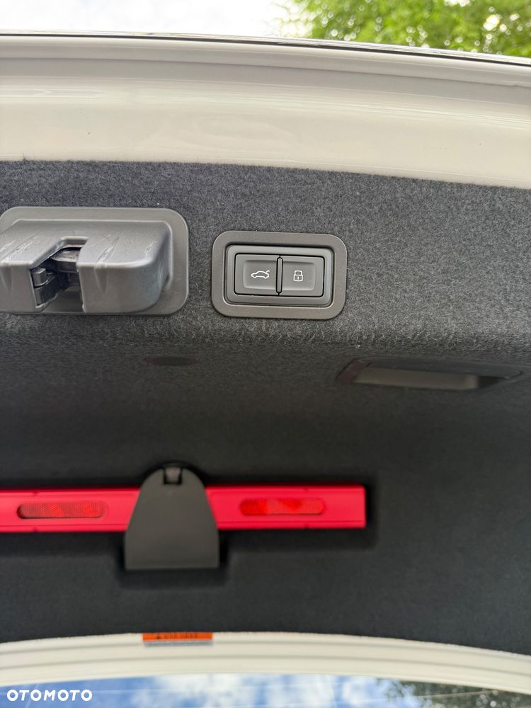Audi A6 Limousine 2.0 TDI Ultra DPF S tronic - 19