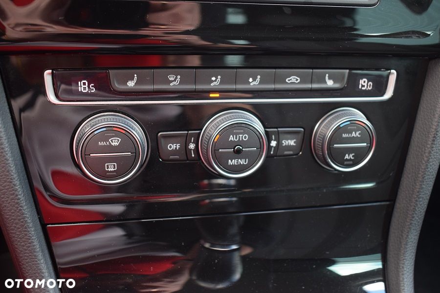 Volkswagen Golf 1.6 TDI BlueMotion Technology Allstar - 14