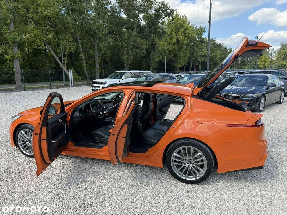 Kia Stinger - 19
