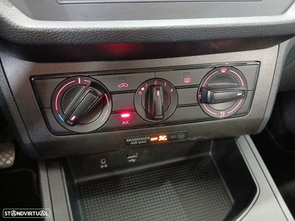 SEAT Ibiza 1.6 TDI Reference - 28
