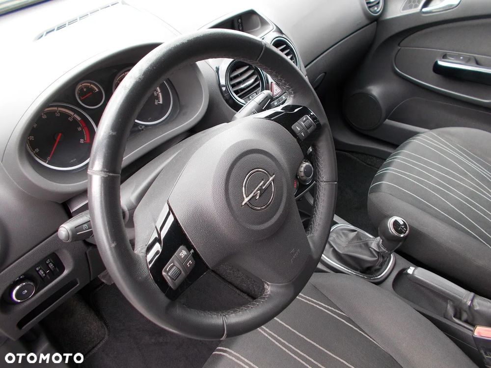 Opel Corsa 1.2 16V Enjoy - 20