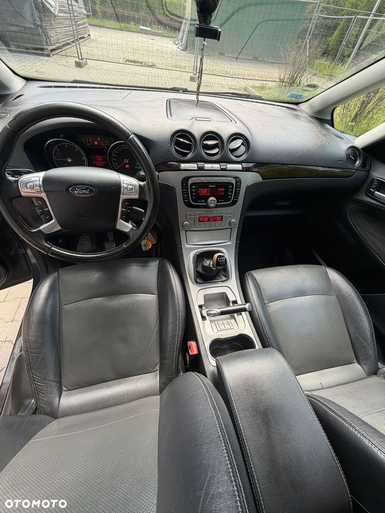 Ford Galaxy 2.0 TDCi Ambiente - 7