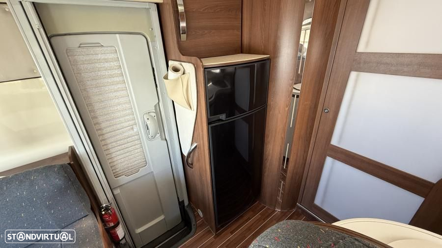 McLouis Nevis 876G 2.3 MJ 150cv c.central - 31