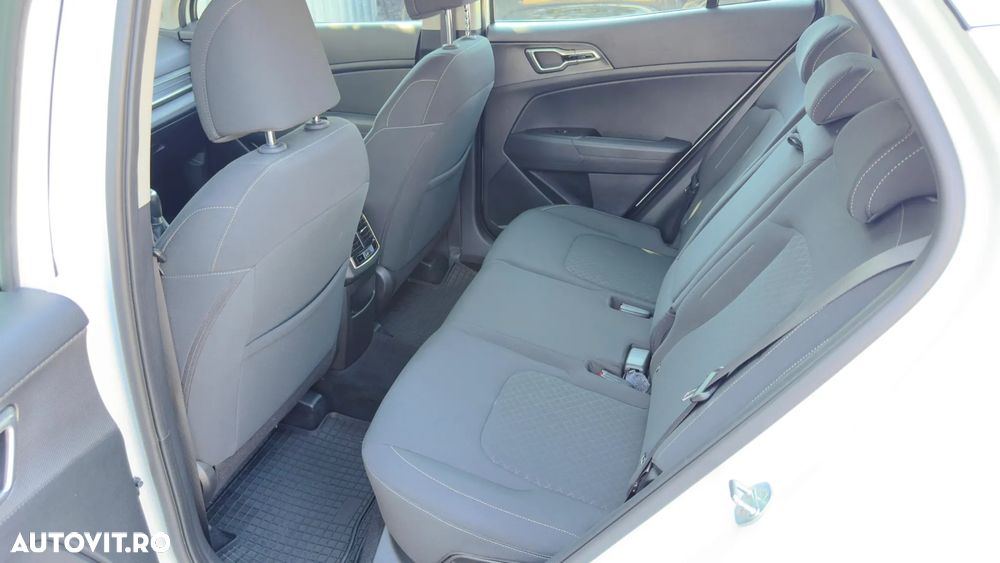 Kia Sportage 1.6 T-GDI 6MT 4x2 Style - 18