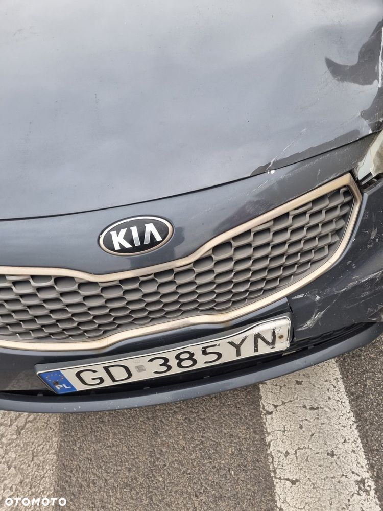 Kia Ceed - 9