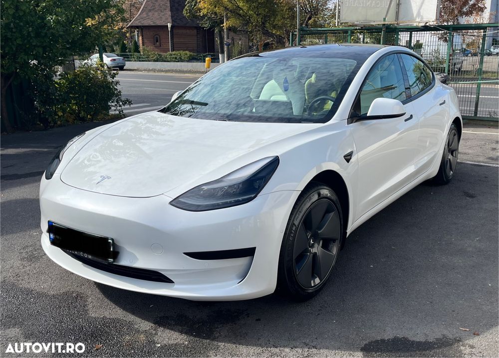 Tesla Model 3 Standard Reichweite Plus Hinterradantrieb - 1