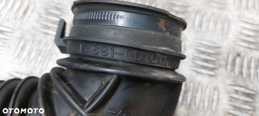 RURA DOLOT POWIETRZA TOYOTA AVENSIS T25 1.8 16V 17881-0D100 - 3