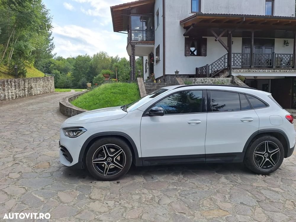 Mercedes-Benz GLA 220 d 4MATIC 8G-DCT AMG Line - 2