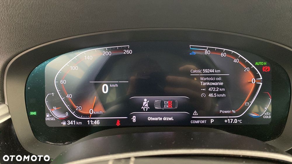 BMW Seria 5 520d xDrive MHEV - 17