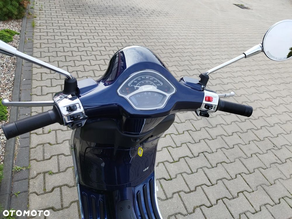 Vespa Primavera - 4