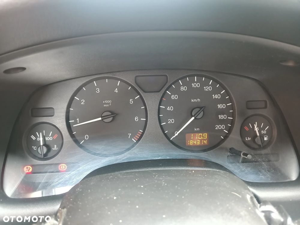 Opel Astra II 1.6 Comfort / Cool - 8