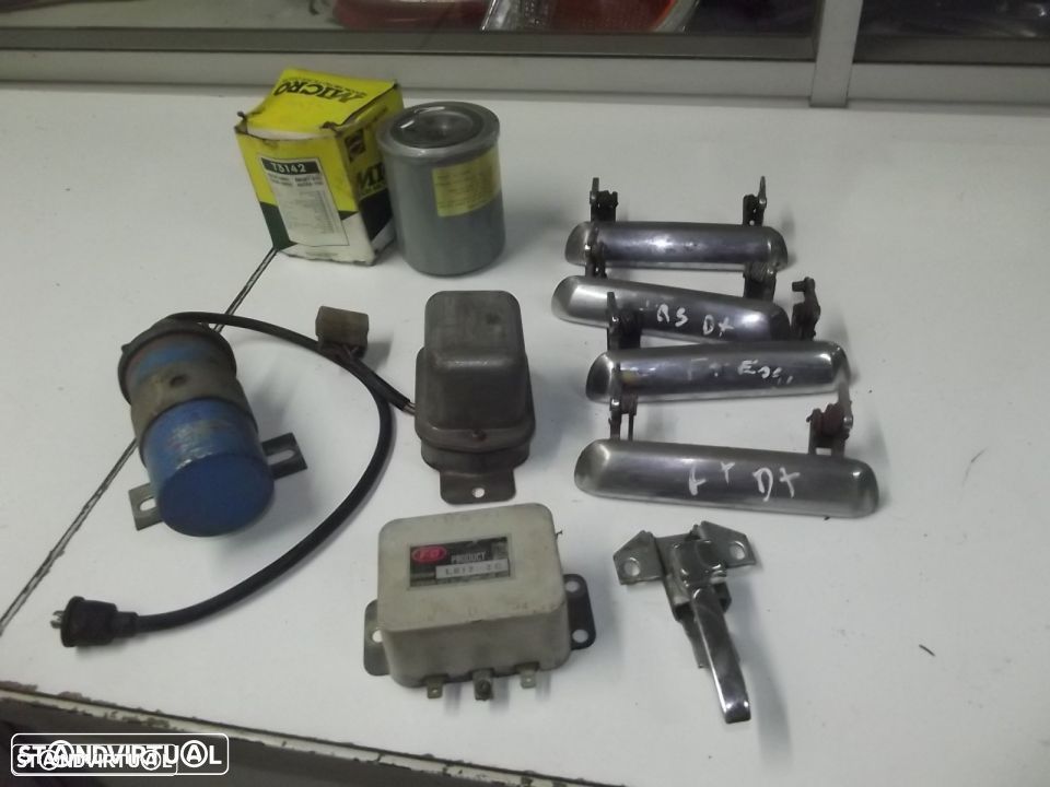 datsun 1200 pequenas peças - 2