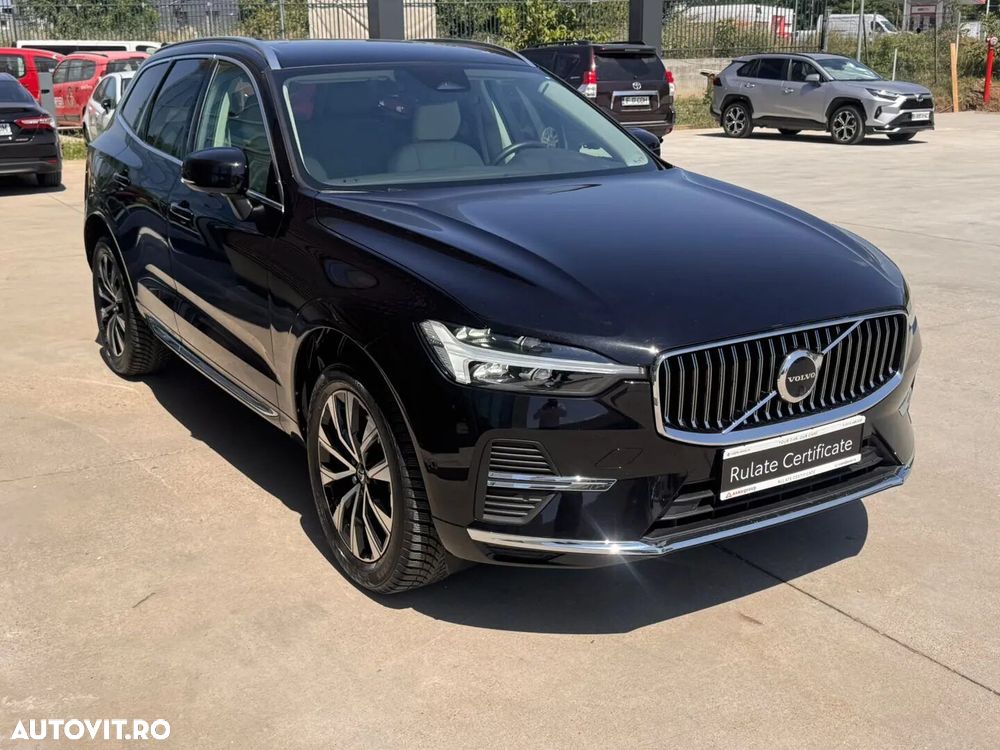 Volvo XC 60 B5 AT AWD MHEV Plus Dark - 5