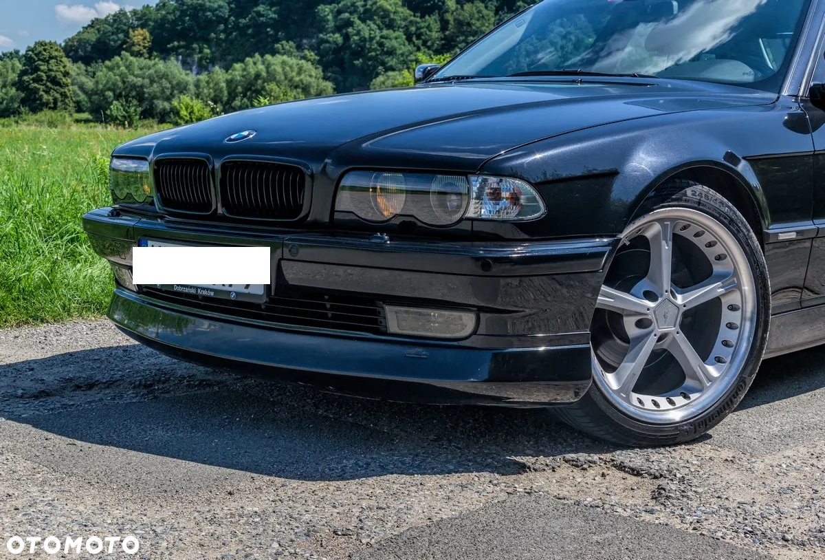 BMW Seria 7 740iL - 2