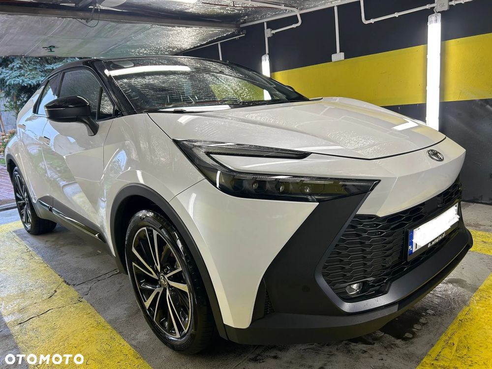 Toyota C-HR 2.0 Hybrid Executive - 12