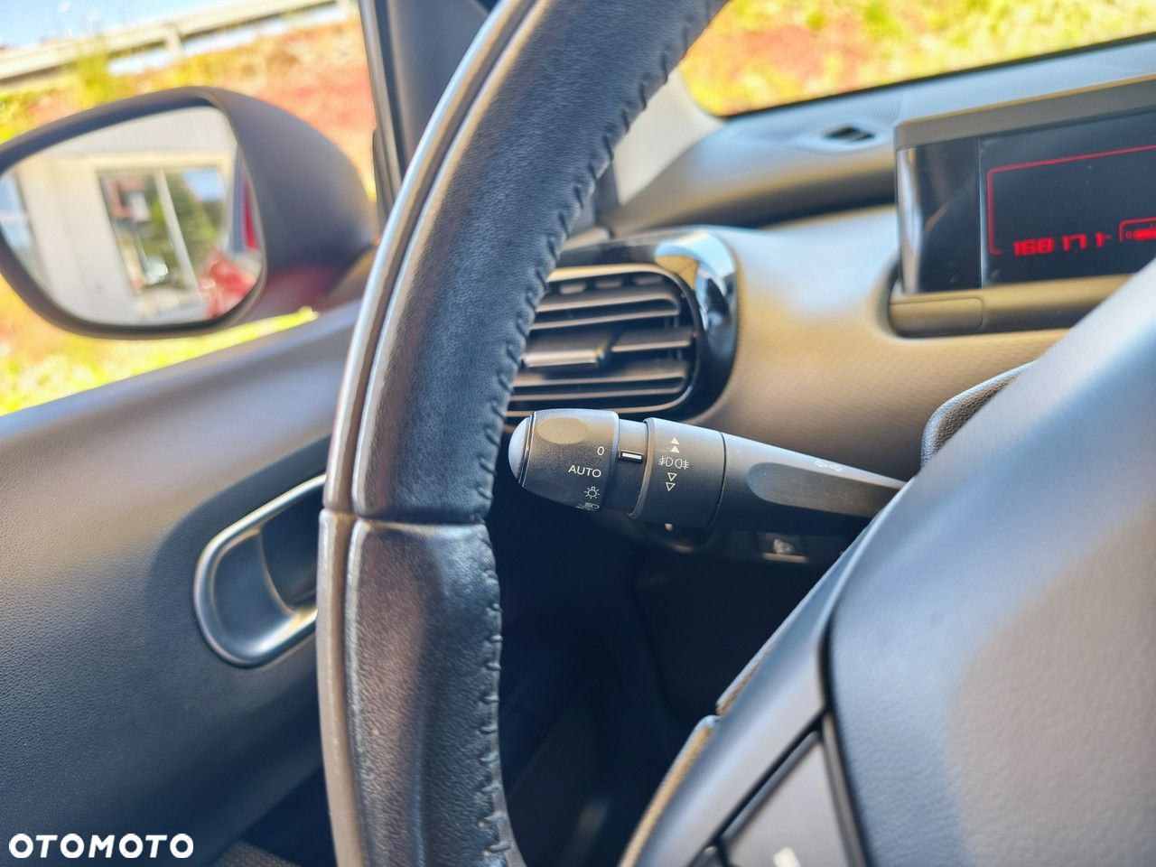 Citroën C4 Cactus - 27