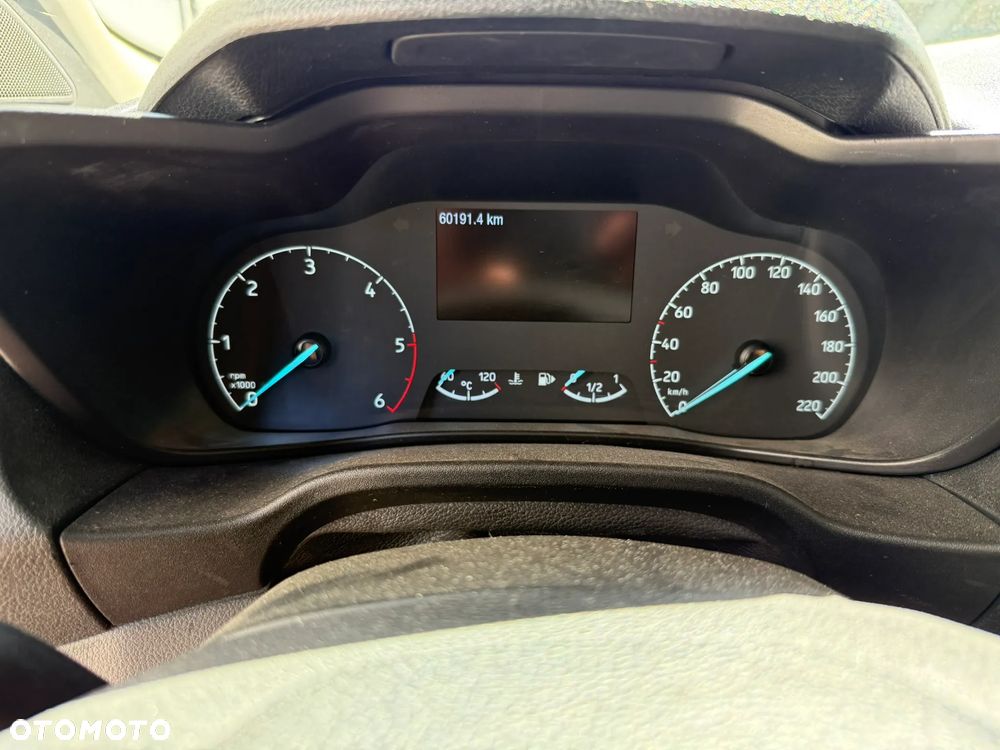 Ford Tourneo Connect 1.5 TDCi Trend - 19