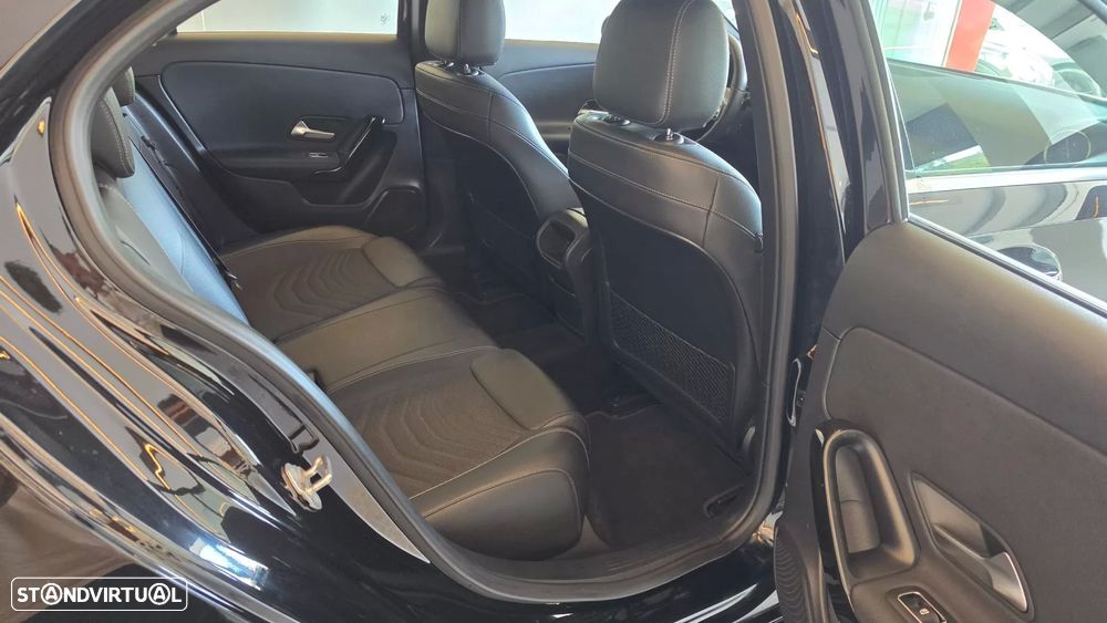 Mercedes-Benz A 180 d Style Plus Aut. - 48