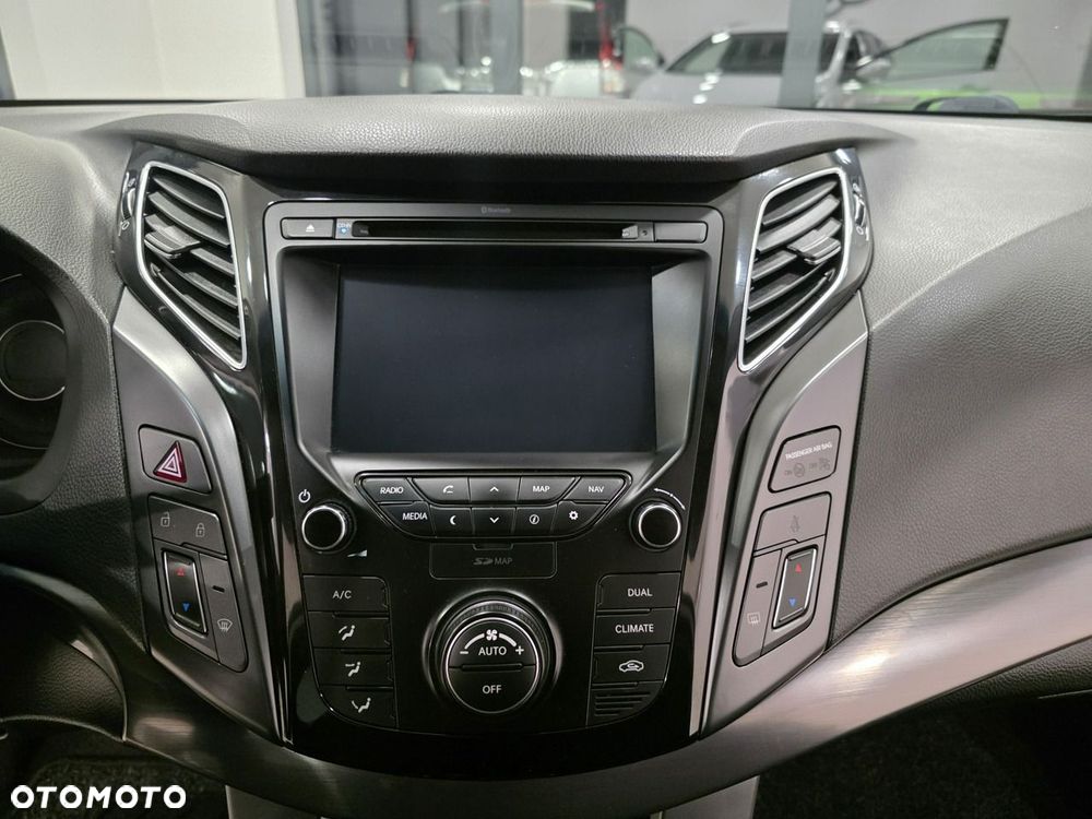 Hyundai i40 Kombi blue 1.7 CRDi DCT Premium - 22