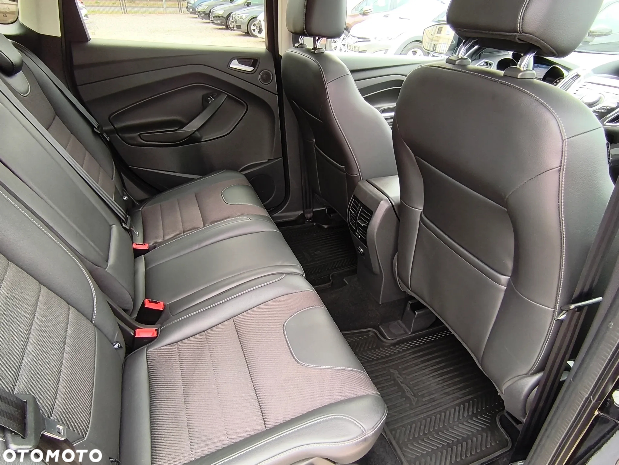 Ford Kuga 2.0 TDCi 4WD Titanium - 17