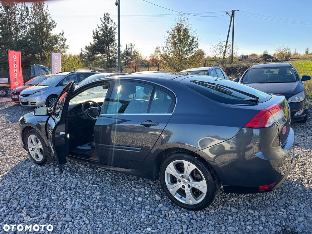 Renault Laguna 2009 photo 3