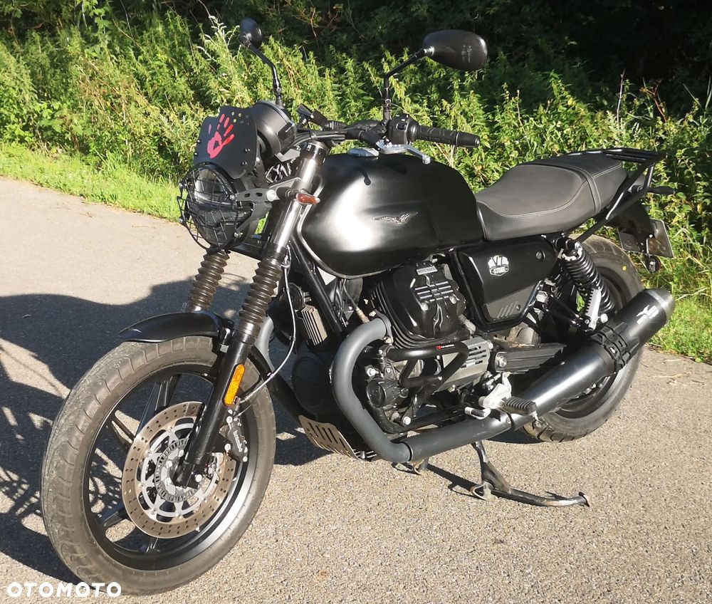 Moto Guzzi V7 - 11