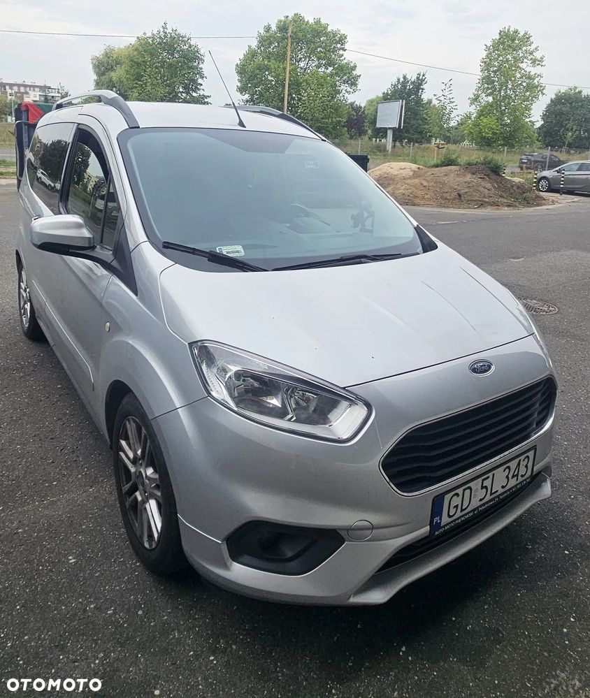Ford Tourneo Courier 1.0 EcoBoost Titanium - 3