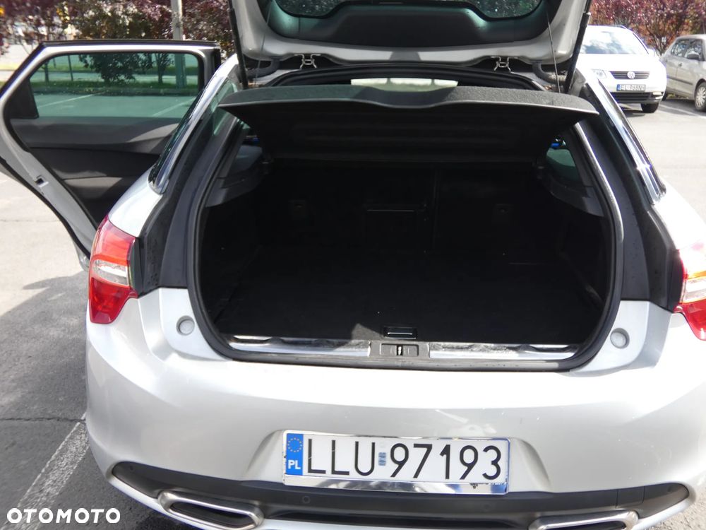 Citroën DS5 Hybrid4 - 5