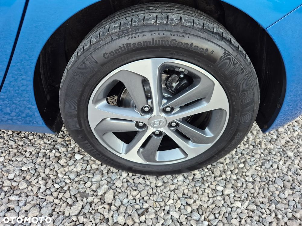 Hyundai i30 blue 1.4 Passion - 8