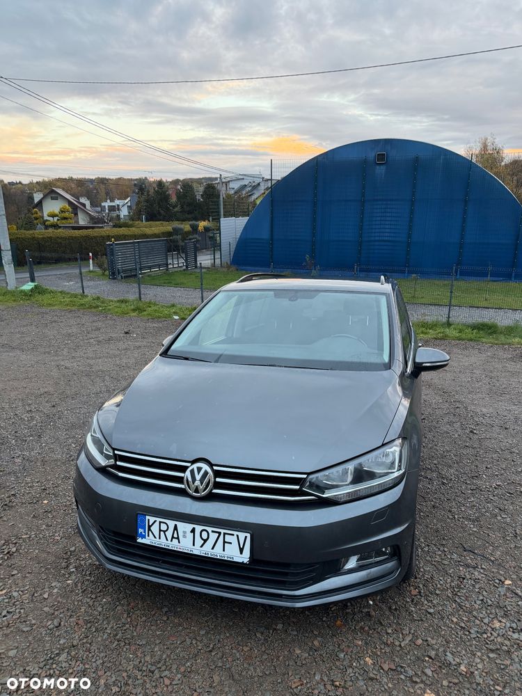 Volkswagen Touran 2017 photo 4