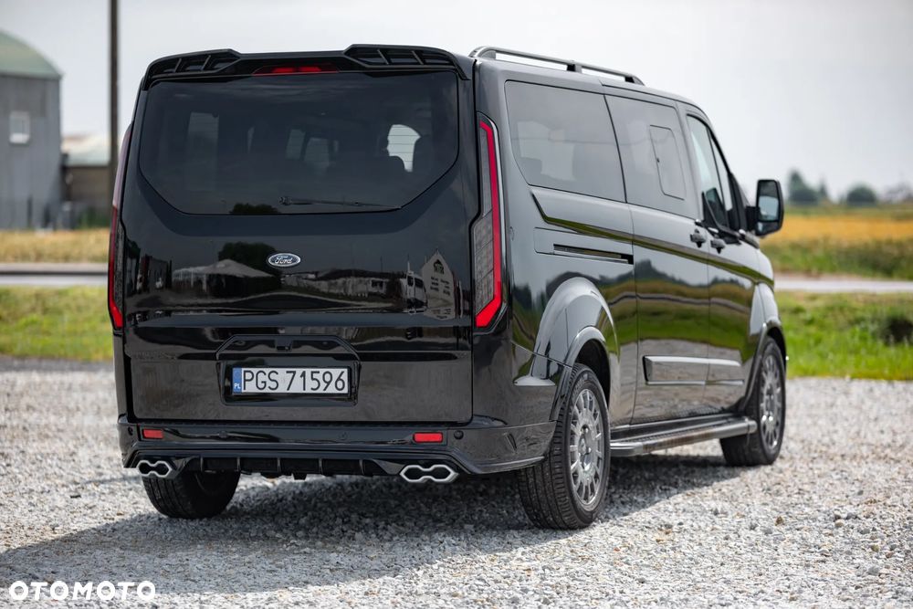 Ford Tourneo Custom - 17