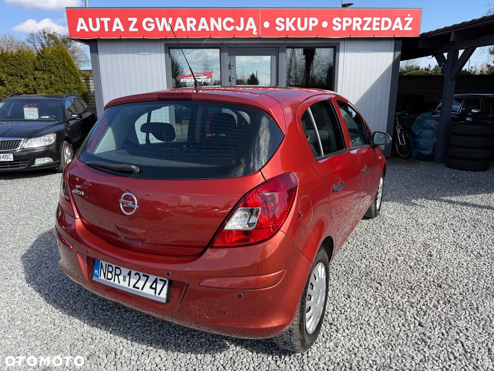 Opel Corsa 1.2 16V Essentia - 9