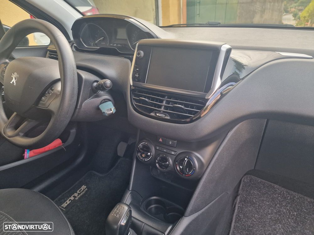 Peugeot 208 1.6 BlueHDi Active - 15