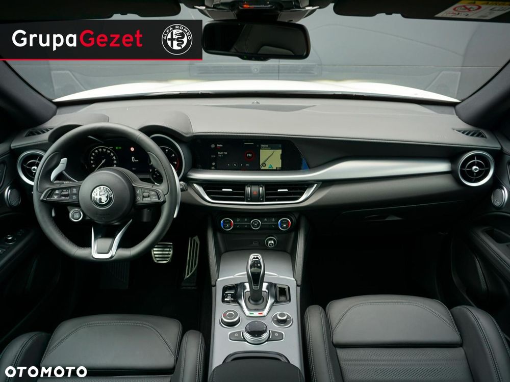 Alfa Romeo Stelvio - 7