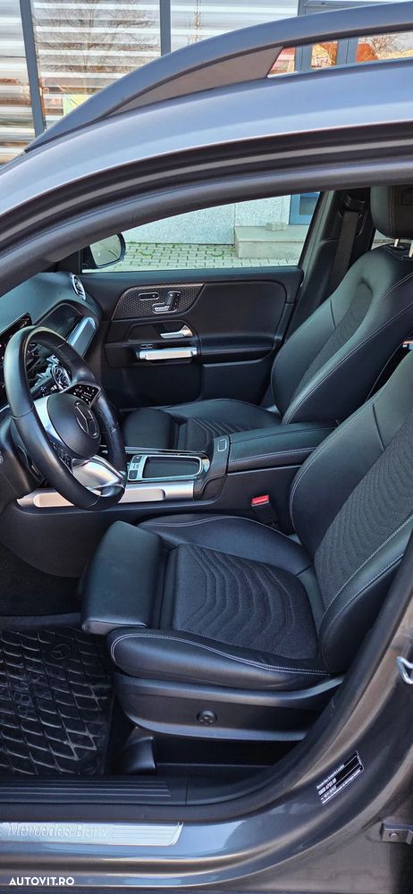 Mercedes-Benz GLB - 8