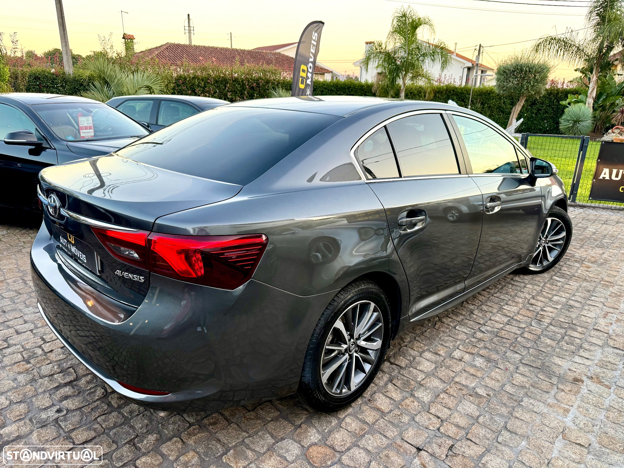 Toyota Avensis SD 1.6 D-4D Luxury+GPS - 14