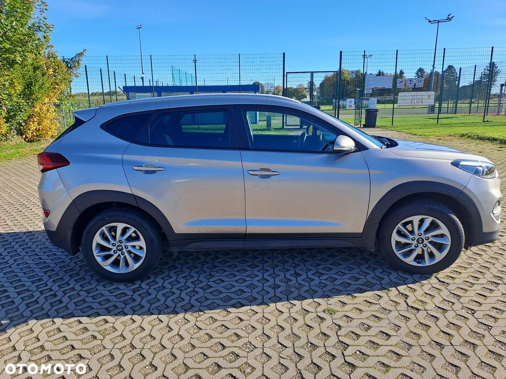 Hyundai Tucson 1.6 GDI BlueDrive Comfort 2WD - 10