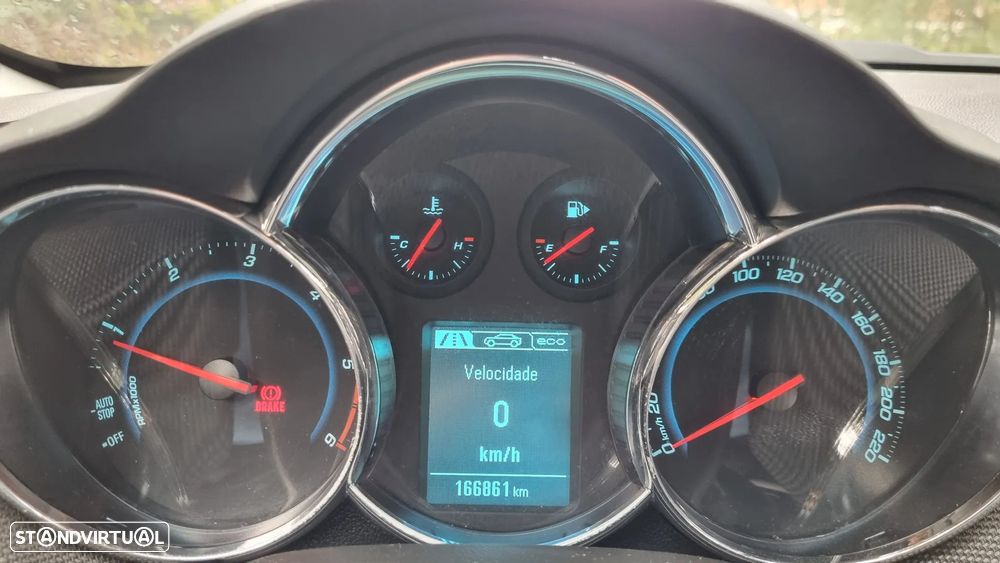 Chevrolet Cruze 1.7 VCDi LT - 14