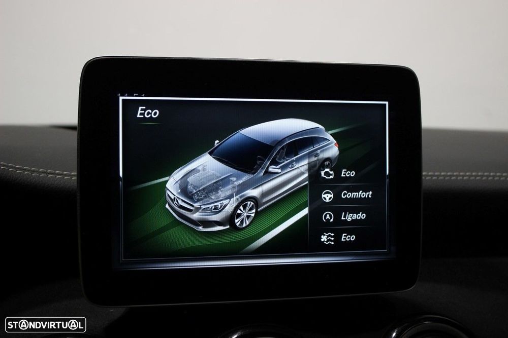 Mercedes-Benz CLA 220 - 42