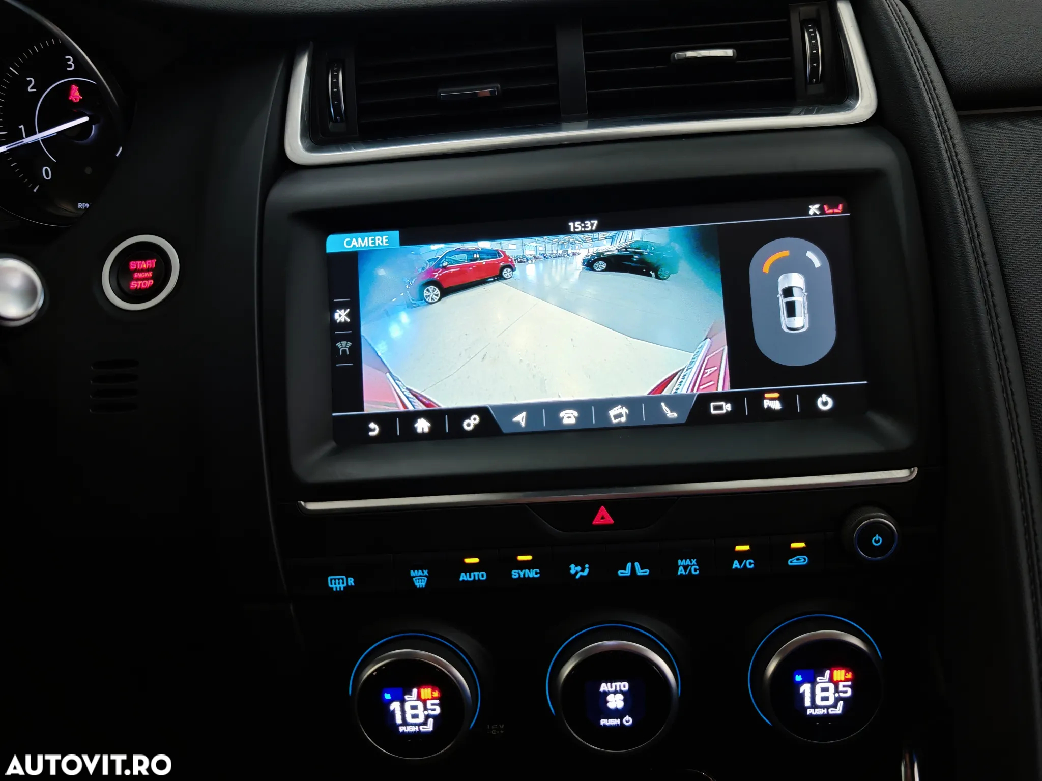 Jaguar E-Pace D150 - 13