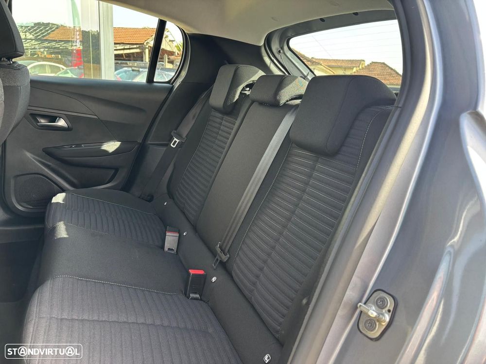 Peugeot e-208 50 kWh Allure Pack - 23
