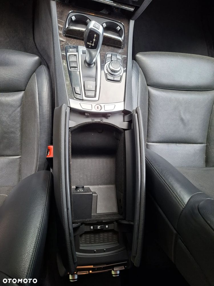 BMW Seria 7 - 17