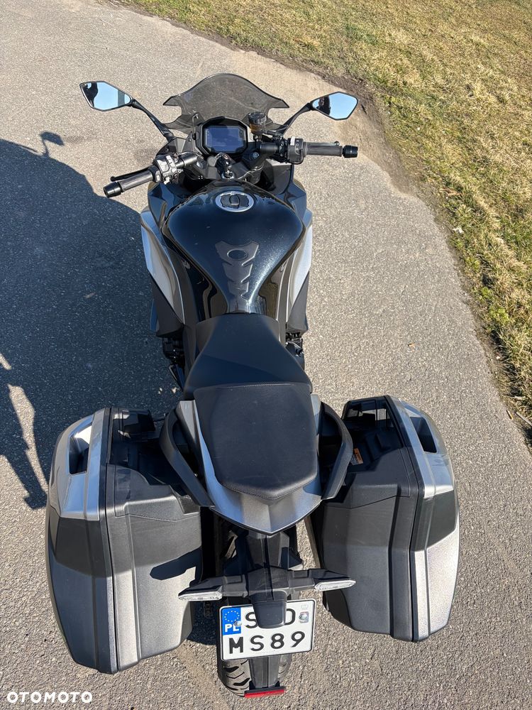 Kawasaki Ninja 1000 SX - 10