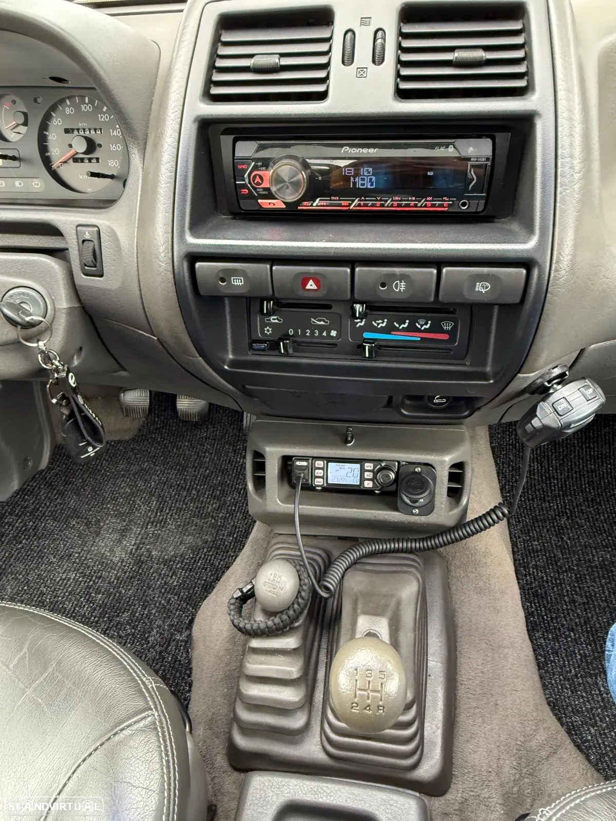 Nissan Terrano II 2.7 SGX - 29