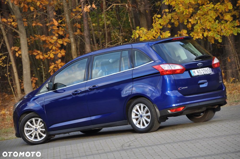 Ford Grand C-MAX - 18