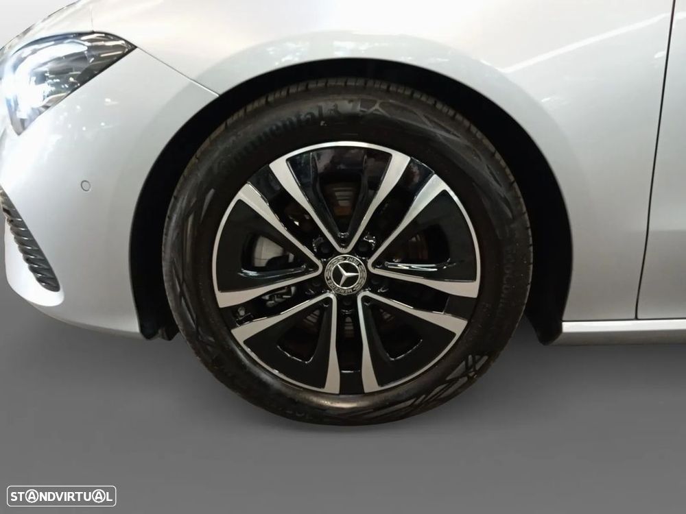 Mercedes-Benz CLA 180 d Shooting Brake Progressive Aut. - 16