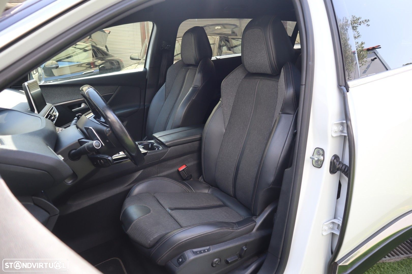Peugeot 5008 2.0 BlueHDi GT Line EAT8 - 27