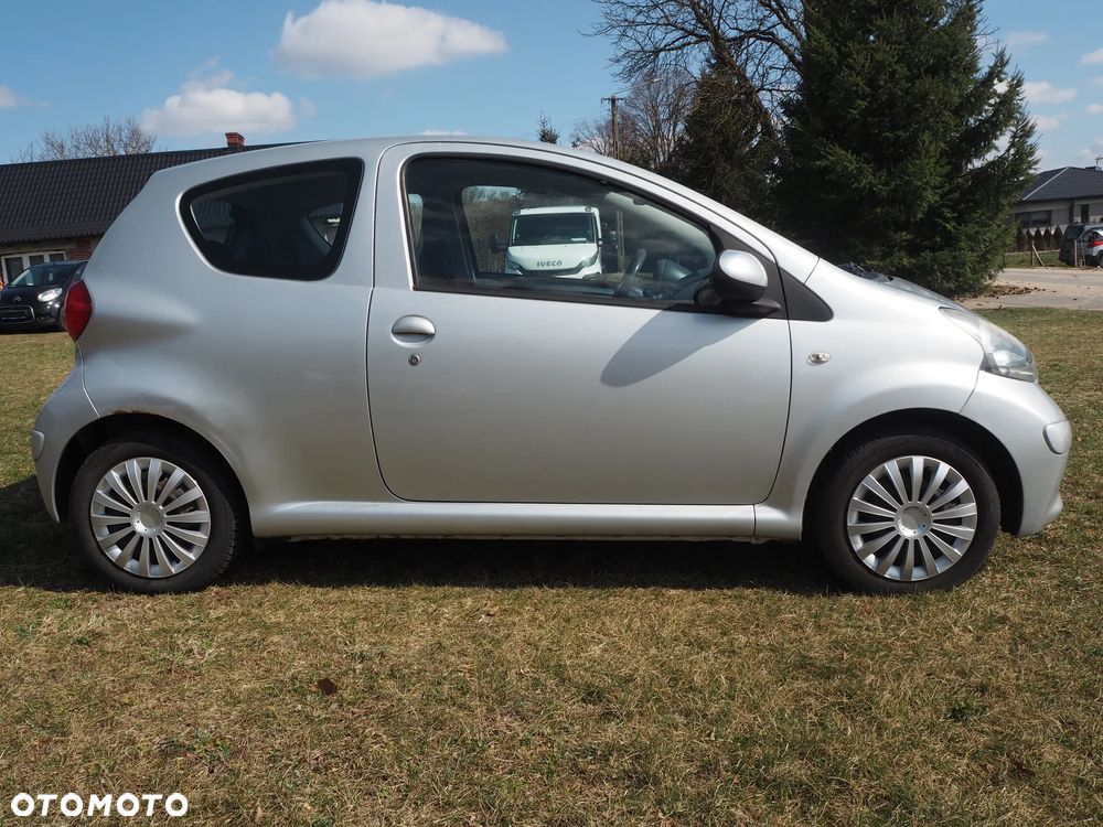 Toyota Aygo Connect - 6