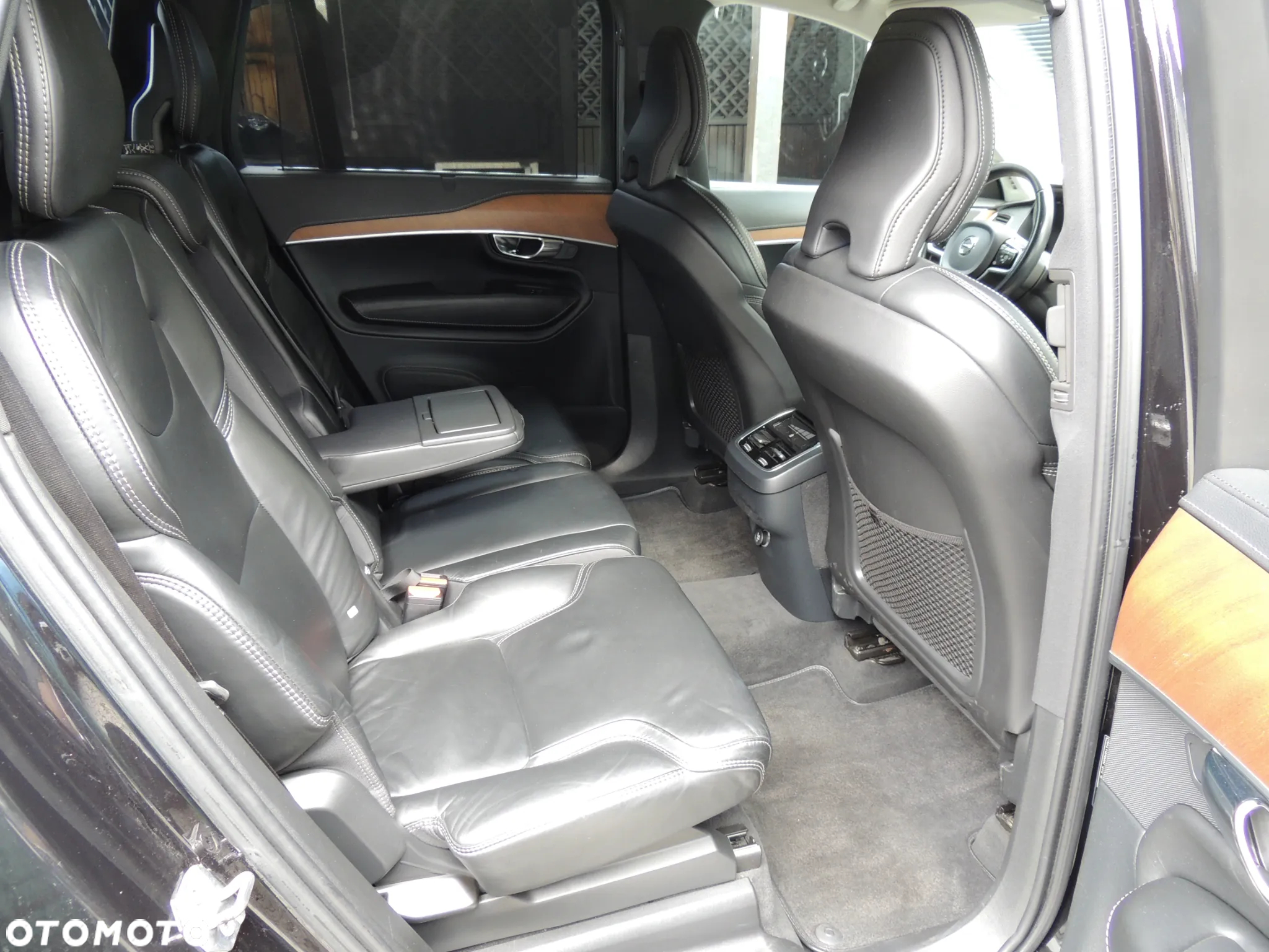 Volvo XC 90 D5 SCR AWD Inscription 7os - 17