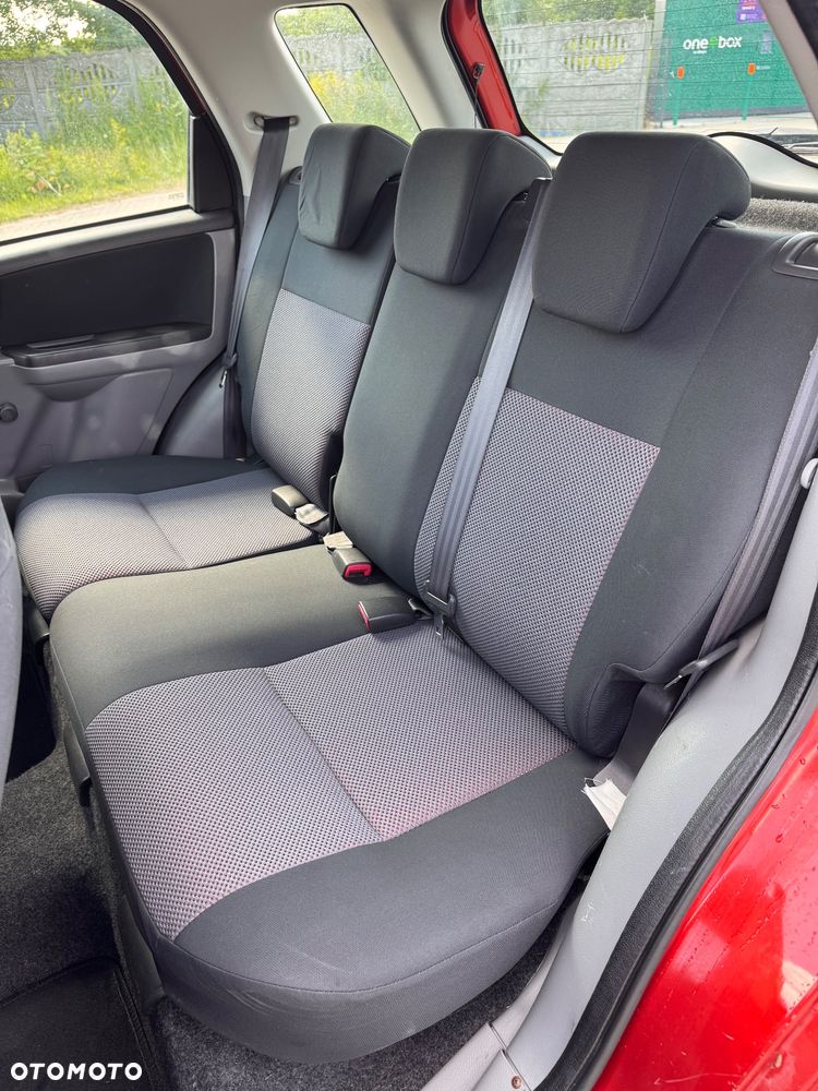 Suzuki SX4 1.9 DDiS DPF Streetline 4x2 Club - 32